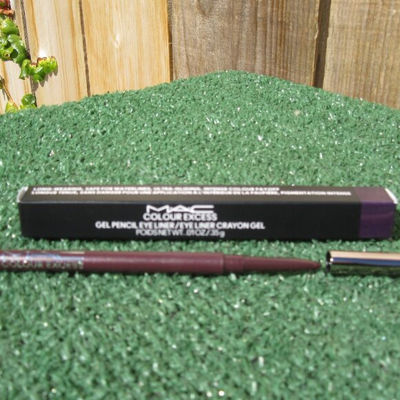 Brand New MAC Colour Excess Gel Pencil Eye Liner Graphic Content - Picture 1 of 7